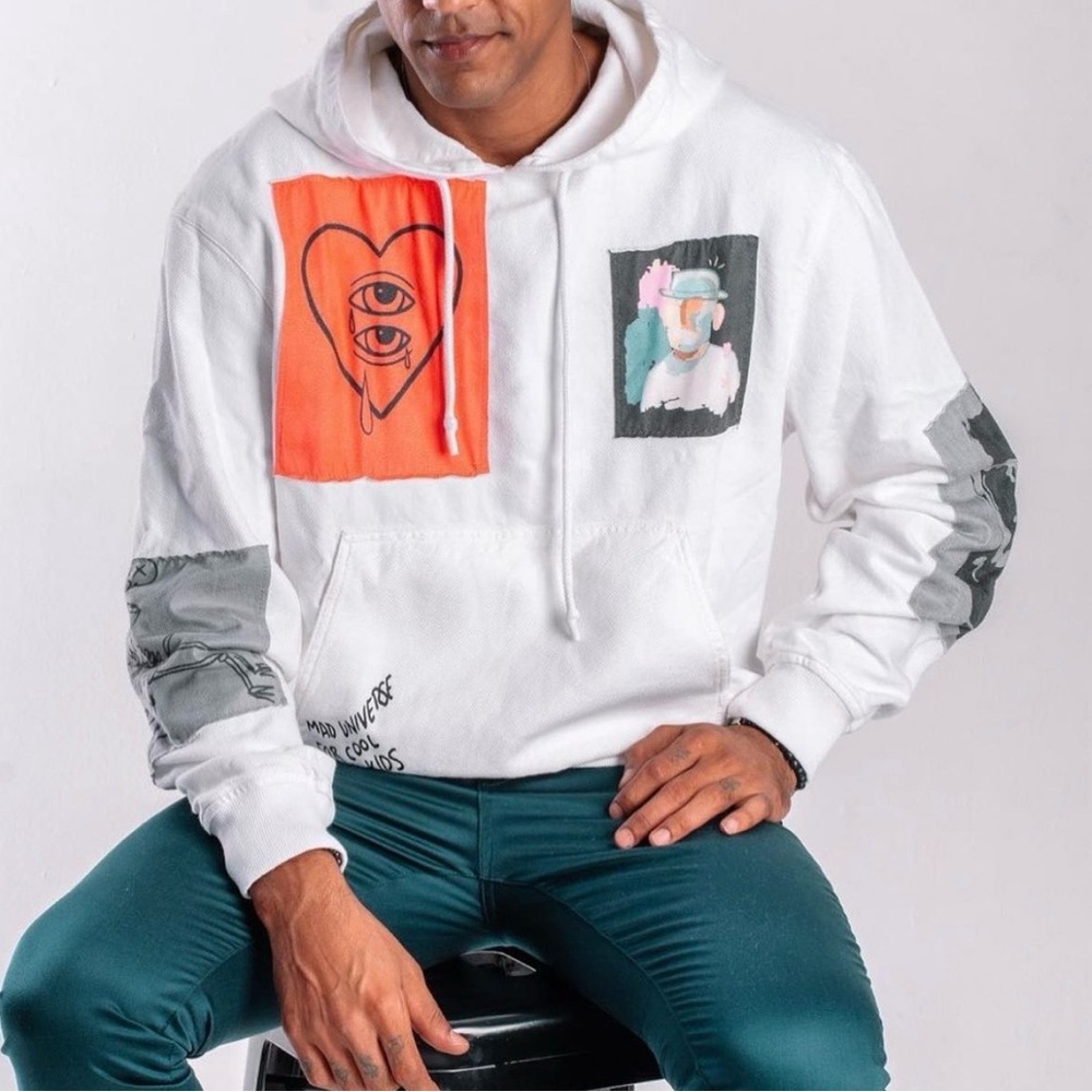 Zara White Hoodie with Graphic Art